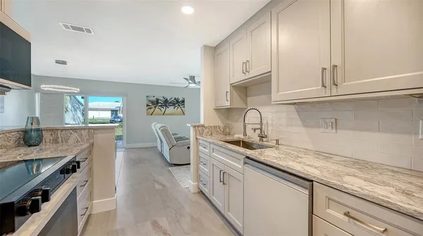 $4,750 | 131 Whispering Sands Circle, Unit V33, Sarasota, FL 34242
