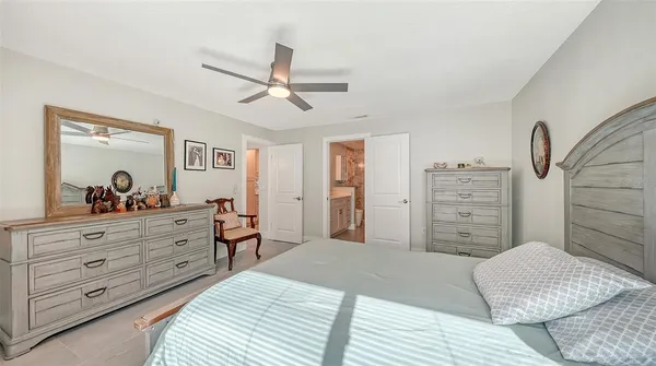 $4,750 | 131 Whispering Sands Circle, Unit V33, Sarasota, FL 34242