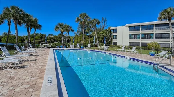 $4,750 | 131 Whispering Sands Circle, Unit V33, Sarasota, FL 34242