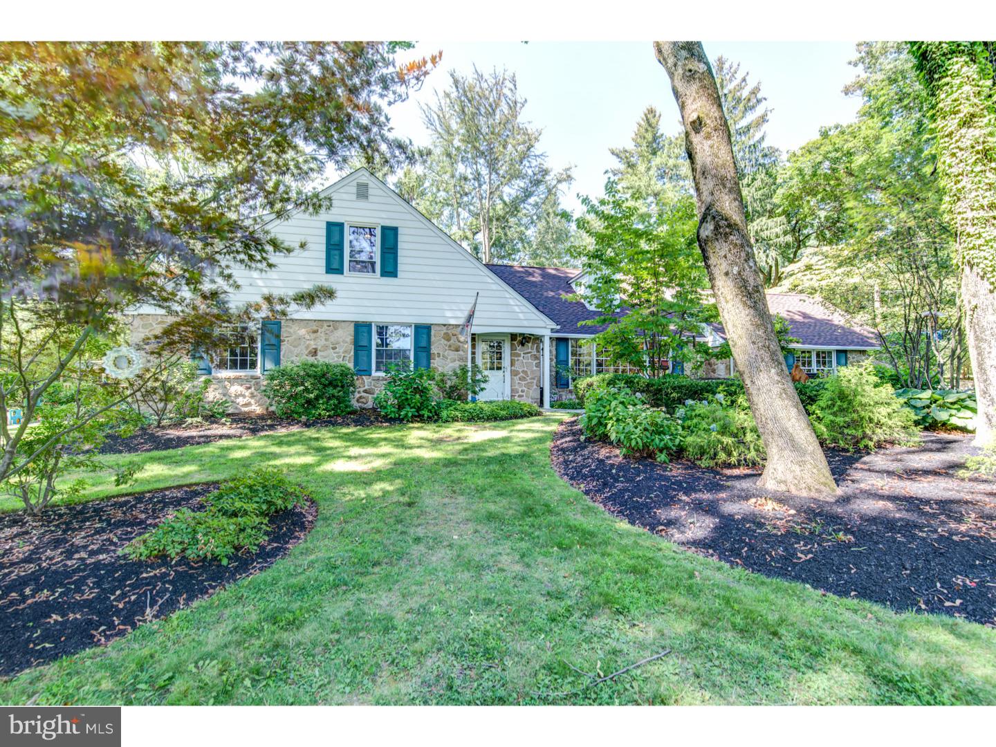 1516 Meadowbrook Road Rydal, PA 19046 - Photo 21 of 25 Exterior Side