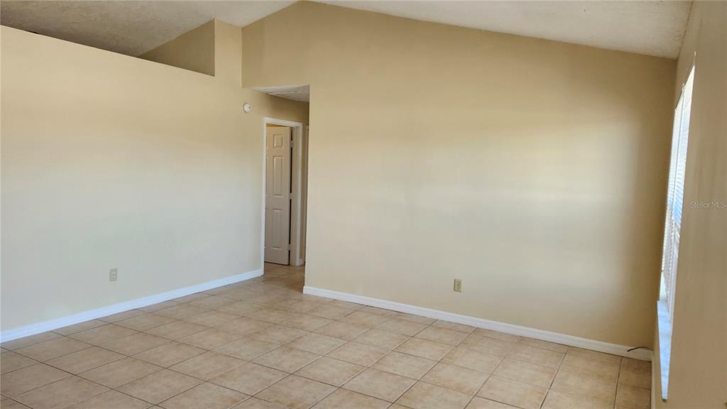 2732 Courtland Boulevard Deltona, FL 32738 - Photo 7 of 18