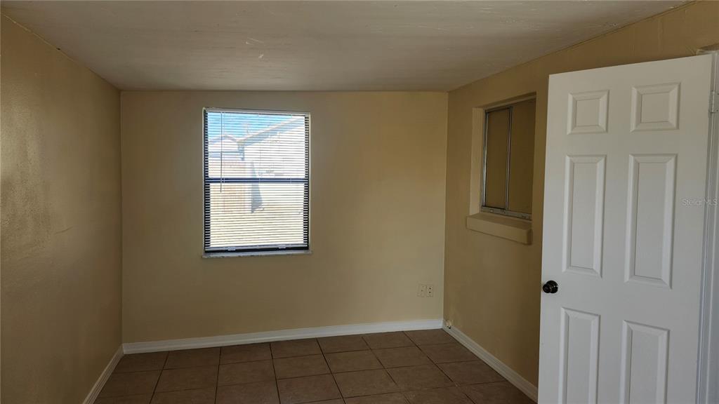 2732 Courtland Boulevard Deltona, FL 32738 - Photo 10 of 18