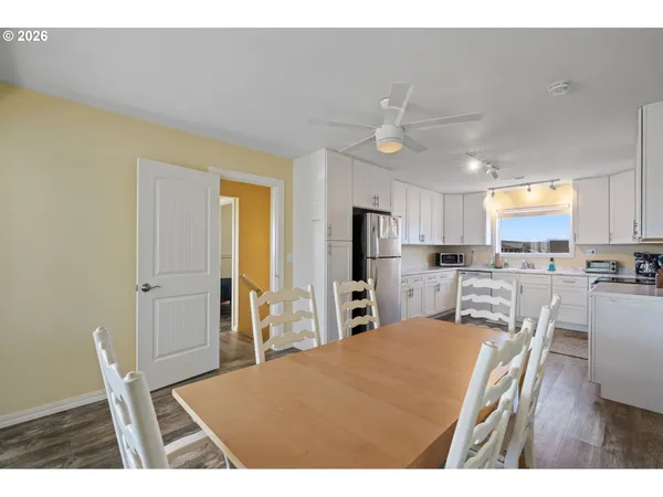 $1,250,000 | 259 South Pacific Street, Unit 16, Rockaway Beach, OR 97136