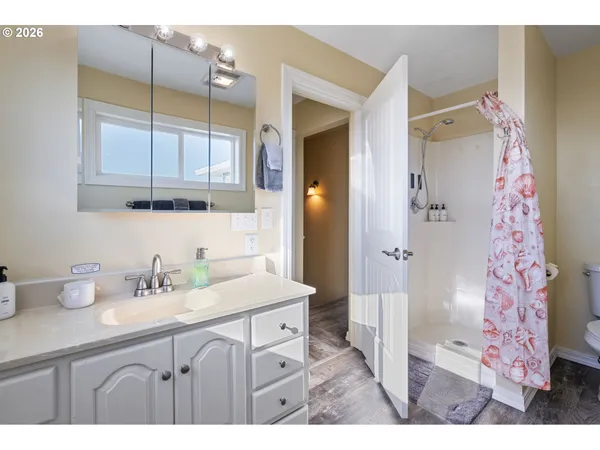 $1,250,000 | 259 South Pacific Street, Unit 16, Rockaway Beach, OR 97136