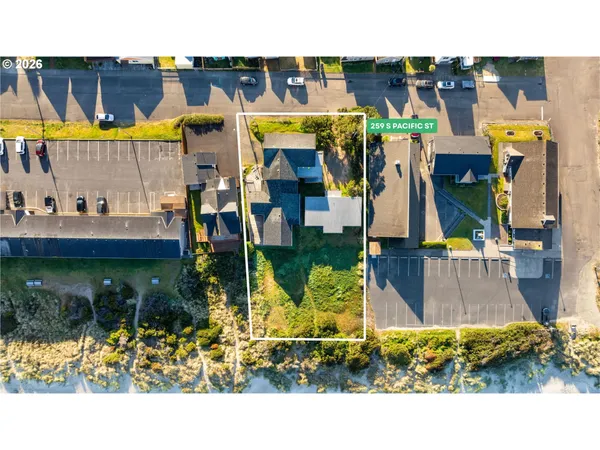 $1,250,000 | 259 South Pacific Street, Unit 16, Rockaway Beach, OR 97136