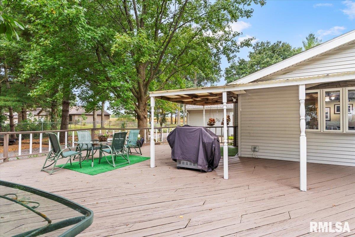 5810 Maxheimer Road Rochester, IL 62563 - Photo 29 of 42 Gallery Image 29