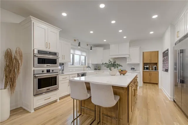 $750,000 | 2148 Foxtail Drive, Kearney, MO 64060