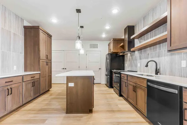 $349,500 | 300 Main Avenue, Unit 511, Fargo, ND 58103