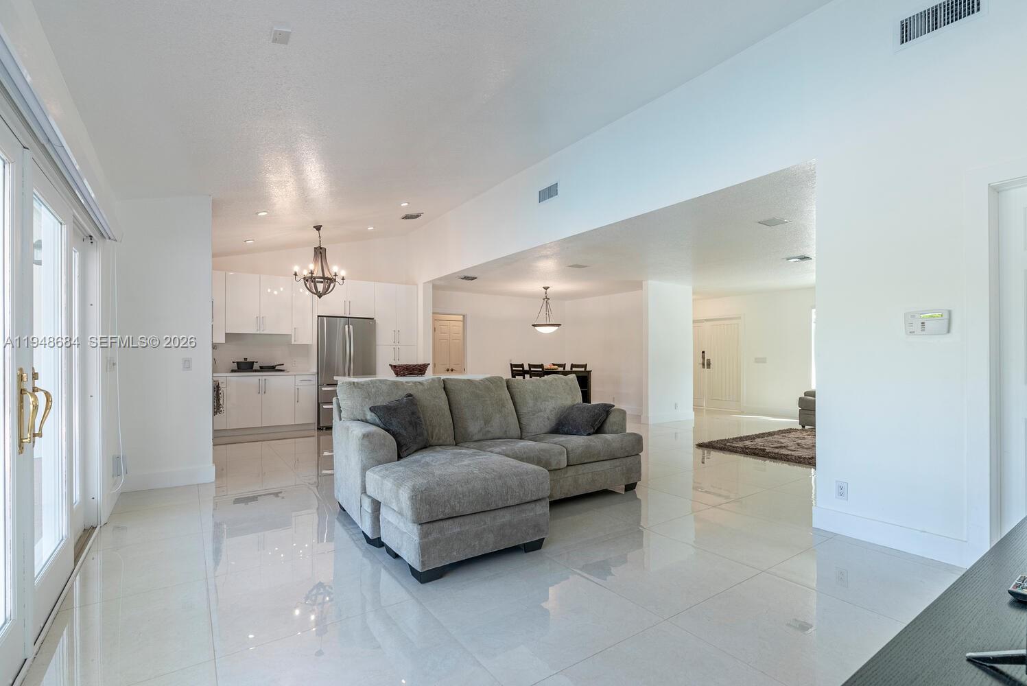 8425 Southwest 185th Street Cutler Bay, FL 33157 - Photo 12 of 26