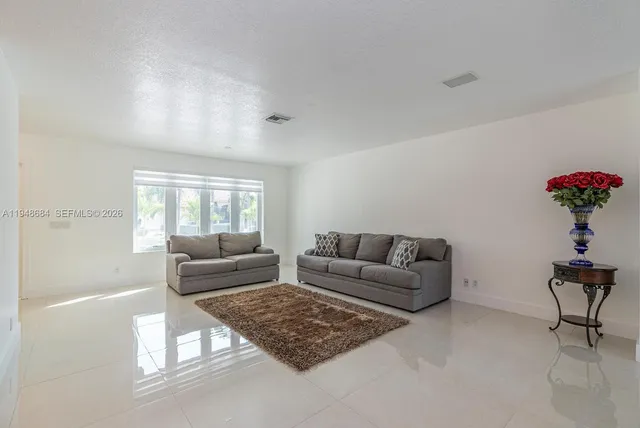 $5,999 | 8425 Southwest 185th Street, Cutler Bay, FL 33157