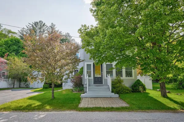 $635,000 | 102 Depot Road, Conway, NH 03860