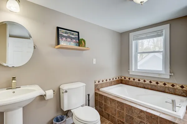 $635,000 | 102 Depot Road, Conway, NH 03860
