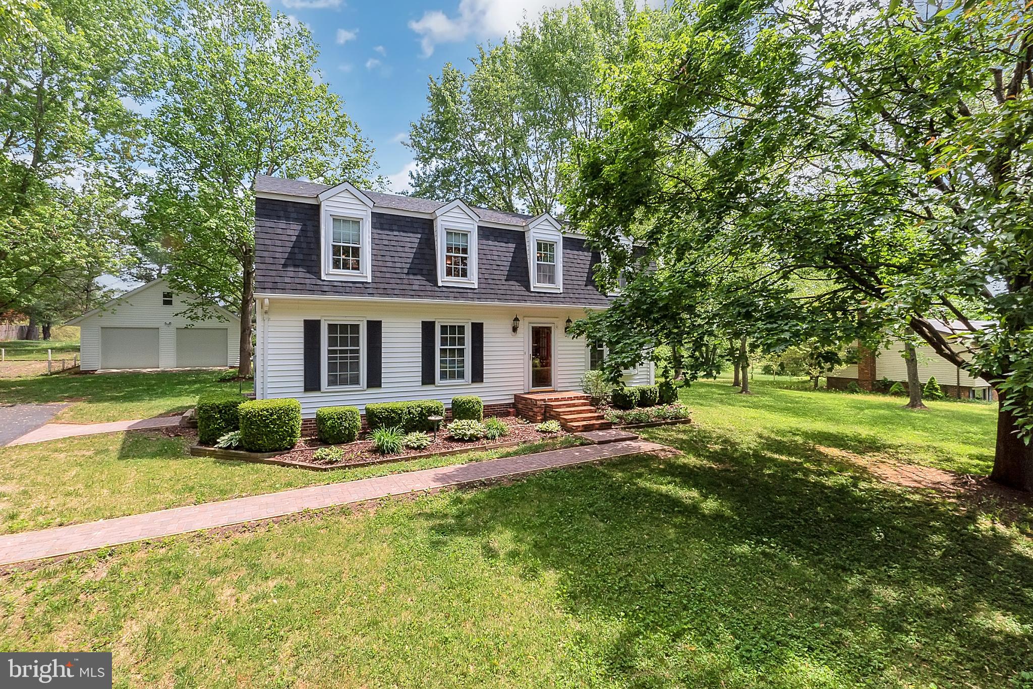 9759 Reeves Court Warrenton, VA 20186 - Photo 2 of 34 Fantastic 1 acre flat Lot with NO HOA
