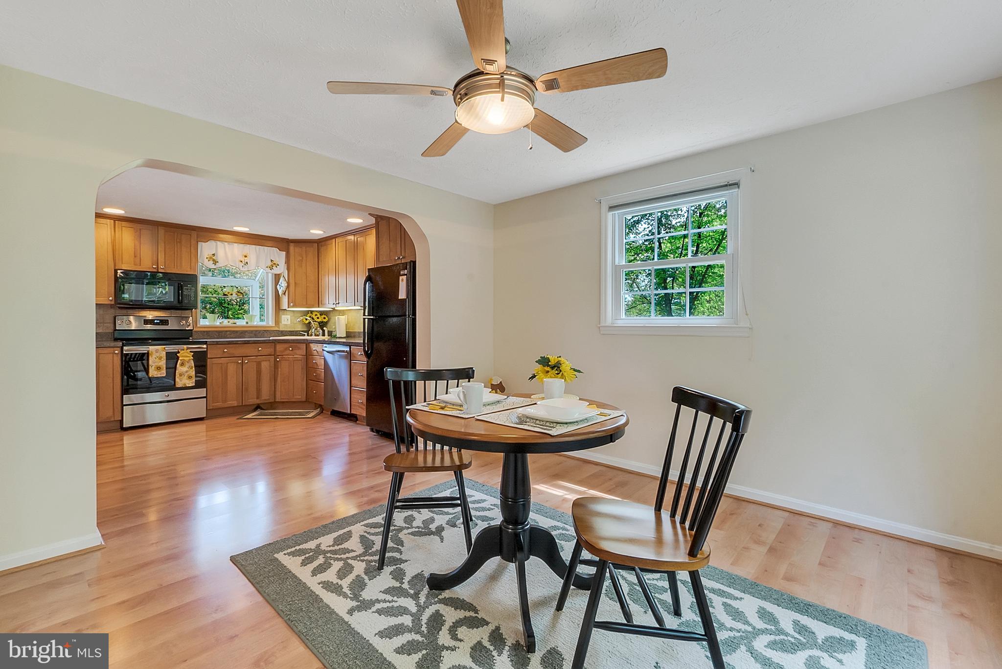 9759 Reeves Court Warrenton, VA 20186 - Photo 13 of 34 Dining Room could easily be a Playroom or LR