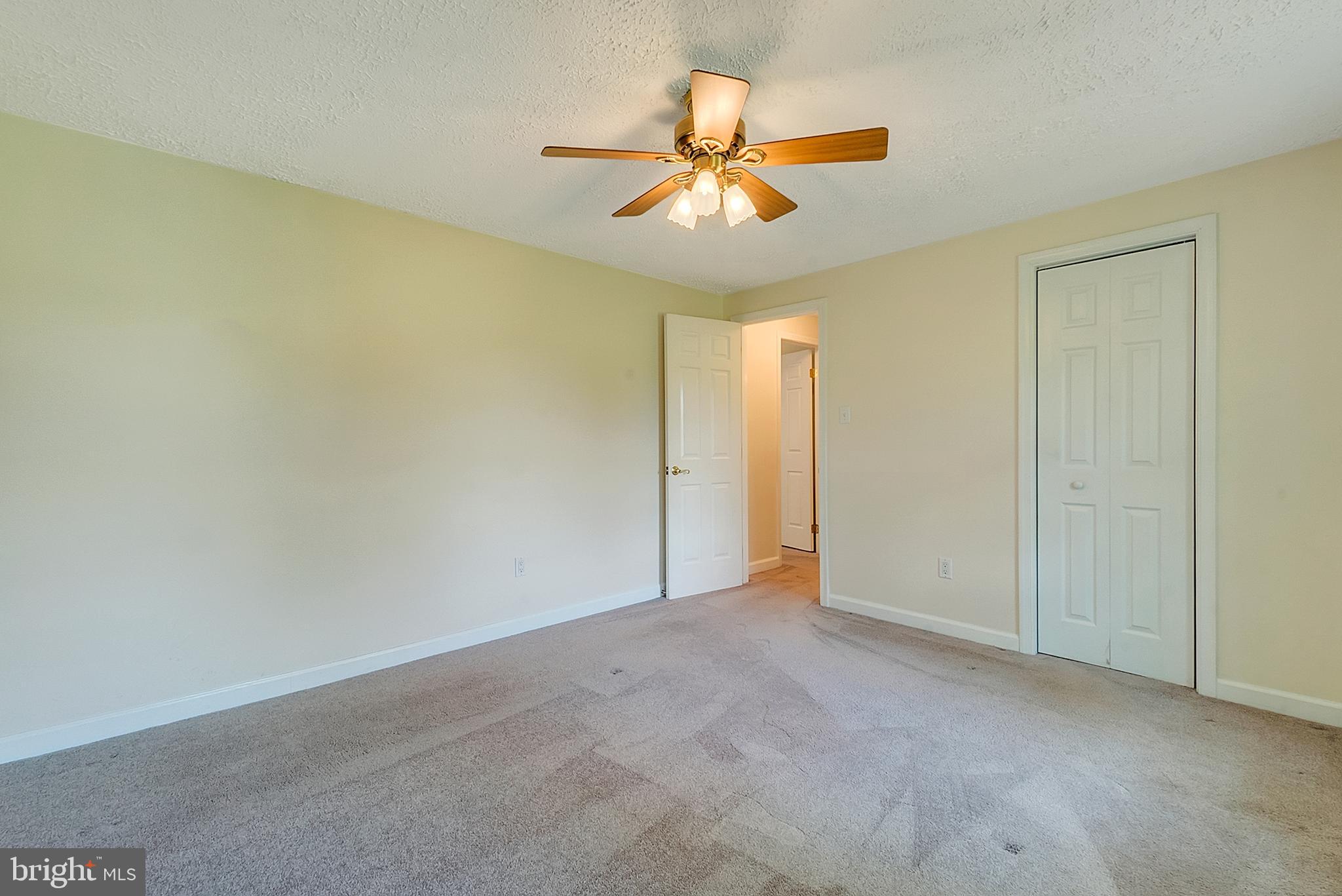 9759 Reeves Court Warrenton, VA 20186 - Photo 27 of 34 Bedroom #3