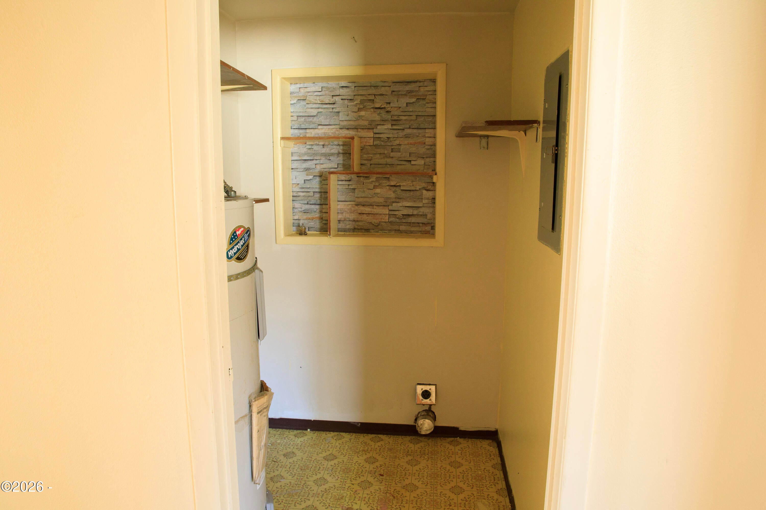 338 North 9th Street Reedsport, OR 97467 - Photo 12 of 24 Gallery Image 12