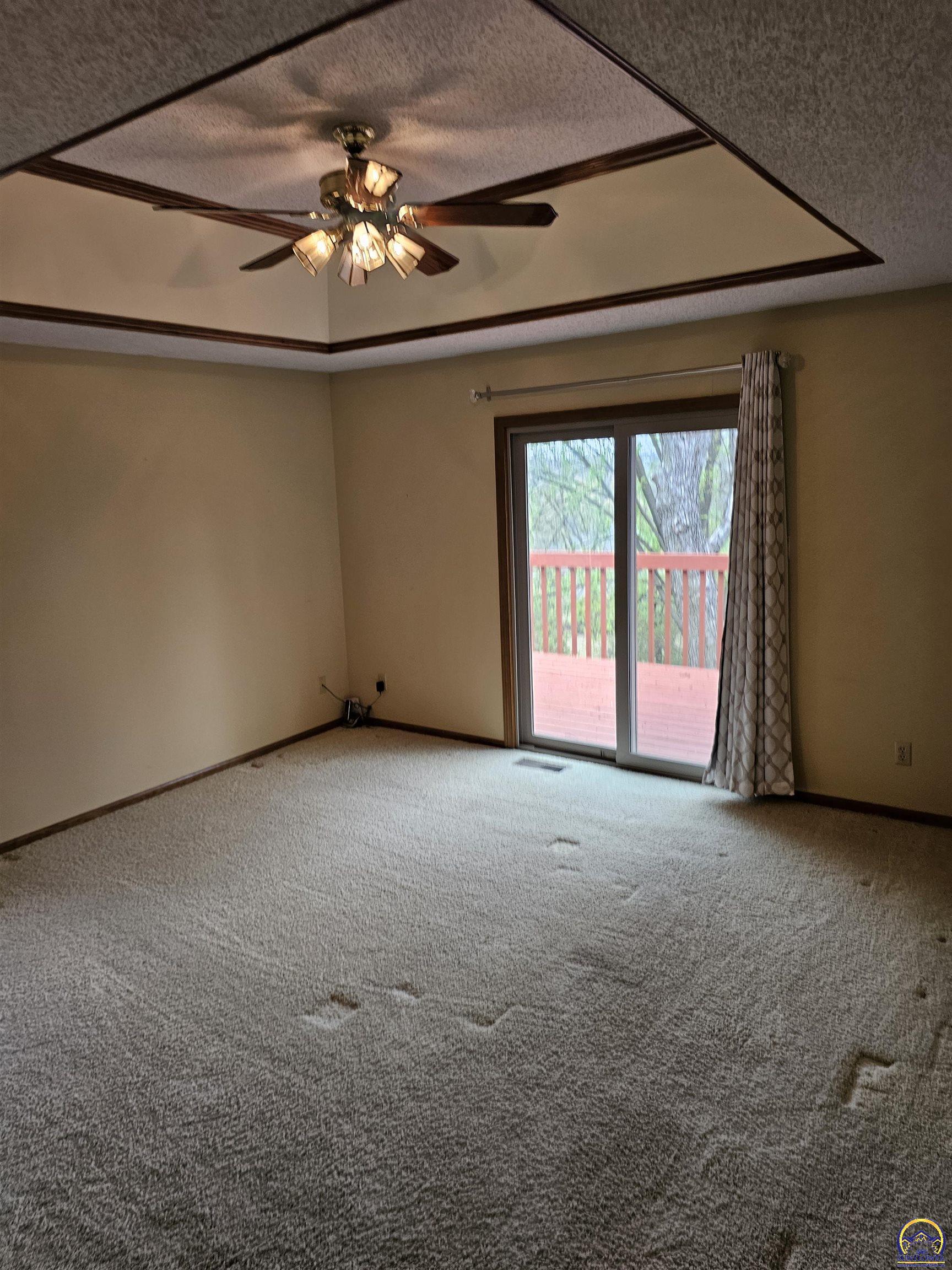 3556 Southwest Summerwood Road Topeka, KS 66614 - Photo 26 of 52