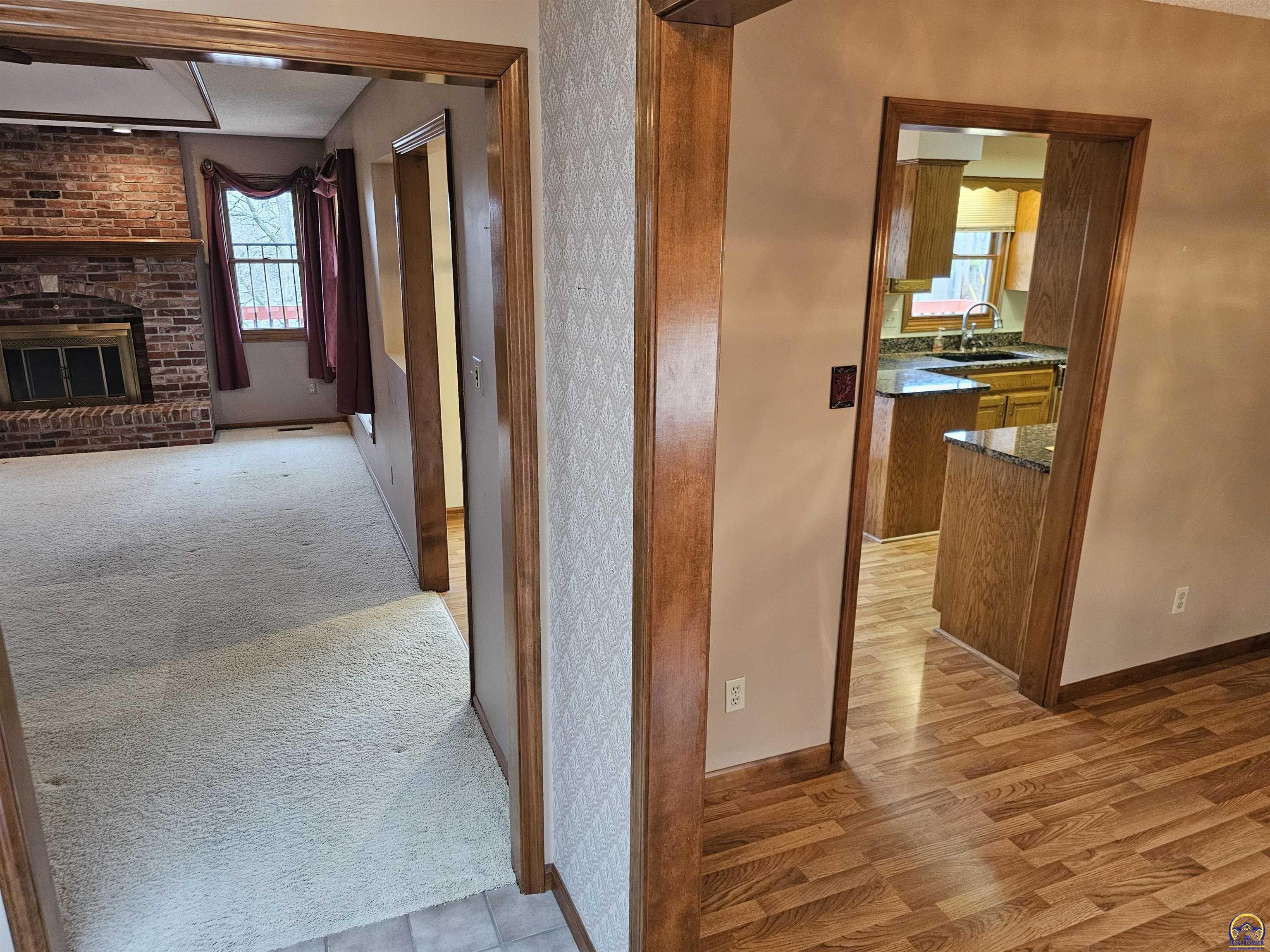 3556 Southwest Summerwood Road Topeka, KS 66614 - Photo 6 of 52