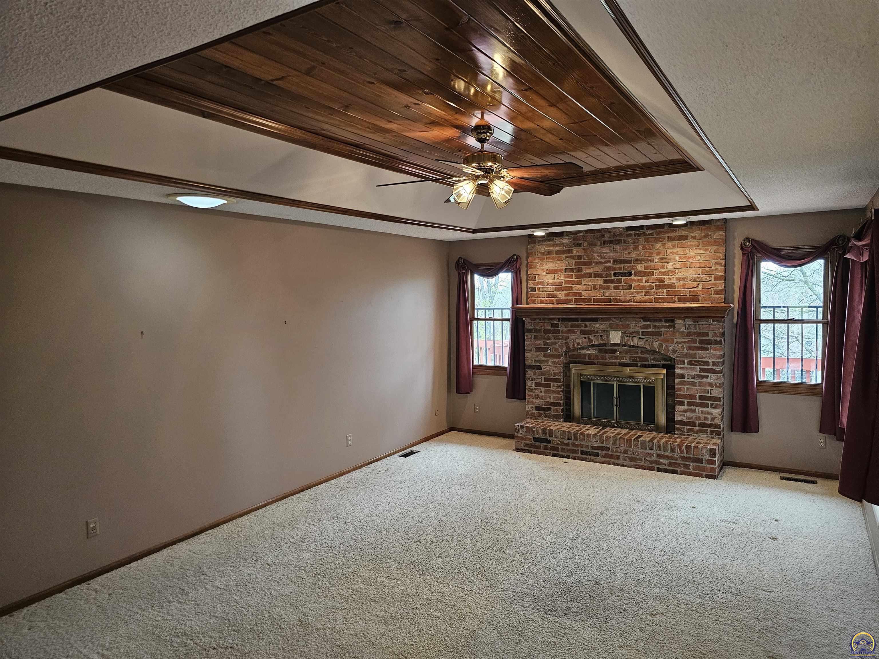 3556 Southwest Summerwood Road Topeka, KS 66614 - Photo 7 of 52