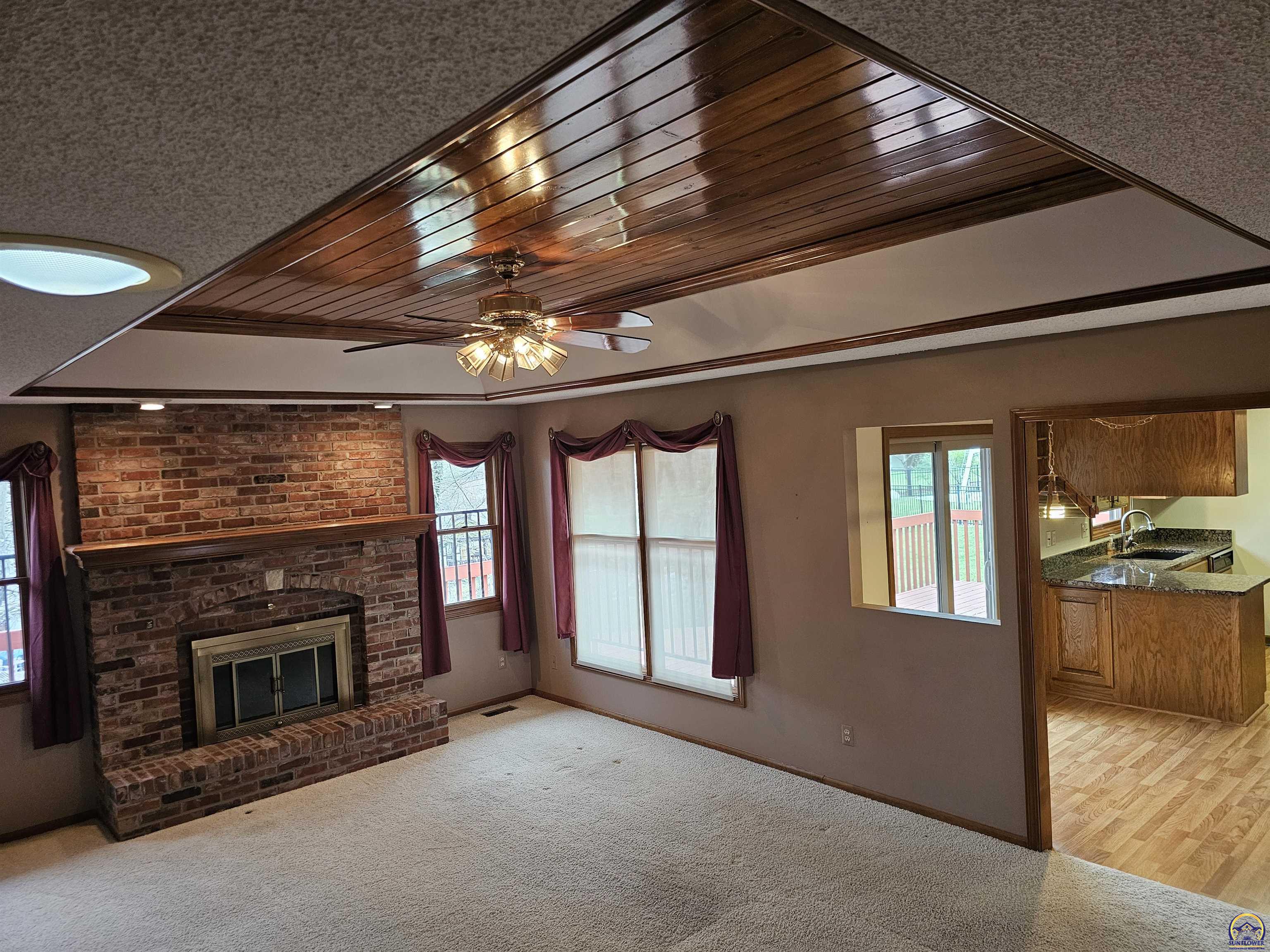 3556 Southwest Summerwood Road Topeka, KS 66614 - Photo 8 of 52