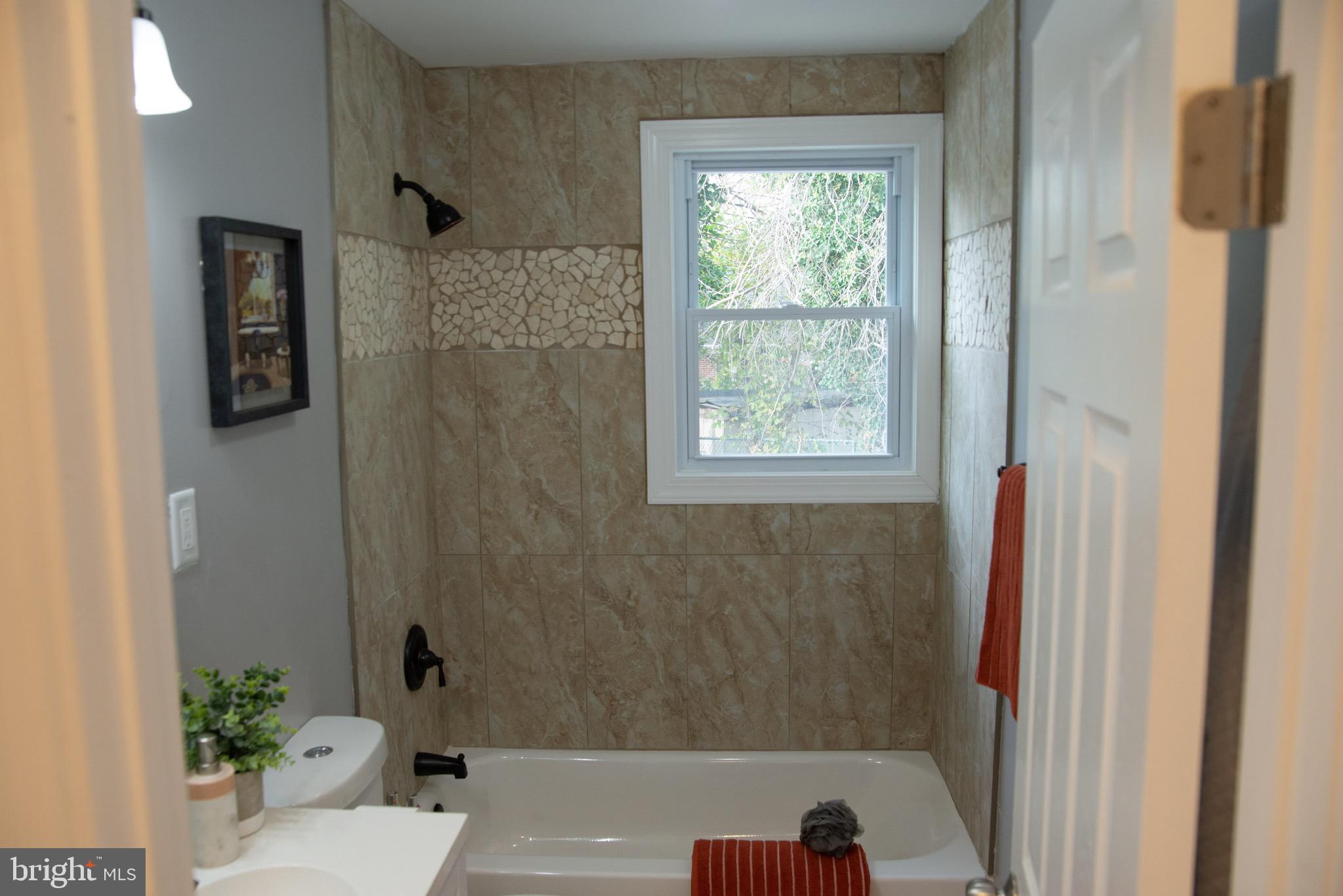 7100 Brompton Road Baltimore, MD 21207 - Photo 21 of 39