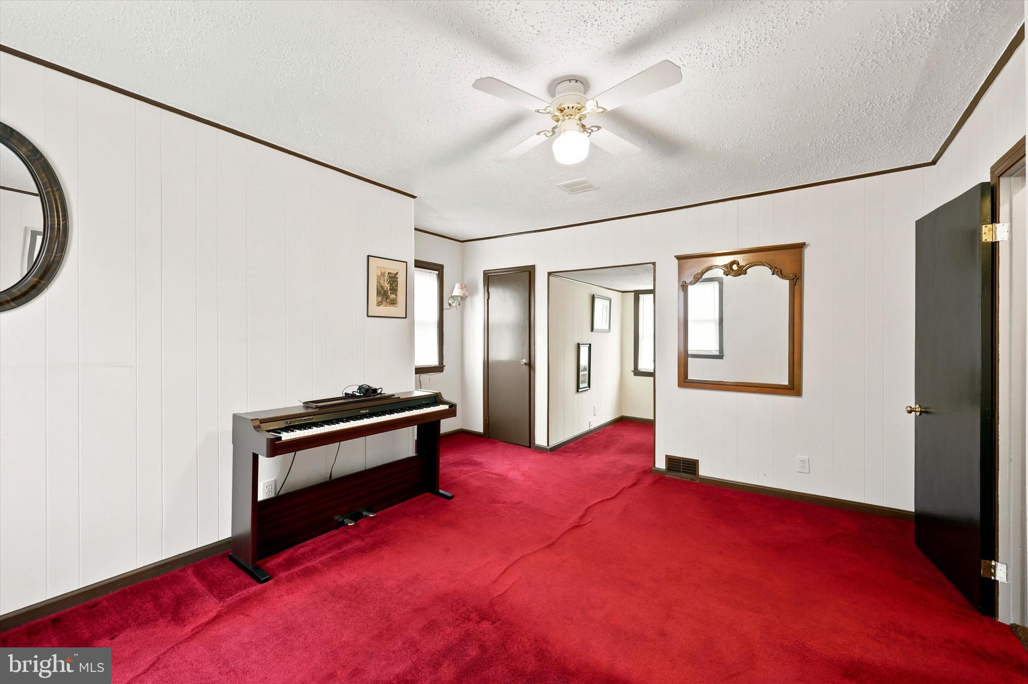 103 Wellington Road Aston, PA 19014 - Photo 15 of 24 Second bedroom