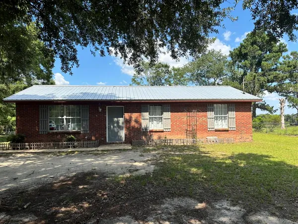 $199,900 | 1889 Dyras Road, Cottonwood, AL 36320