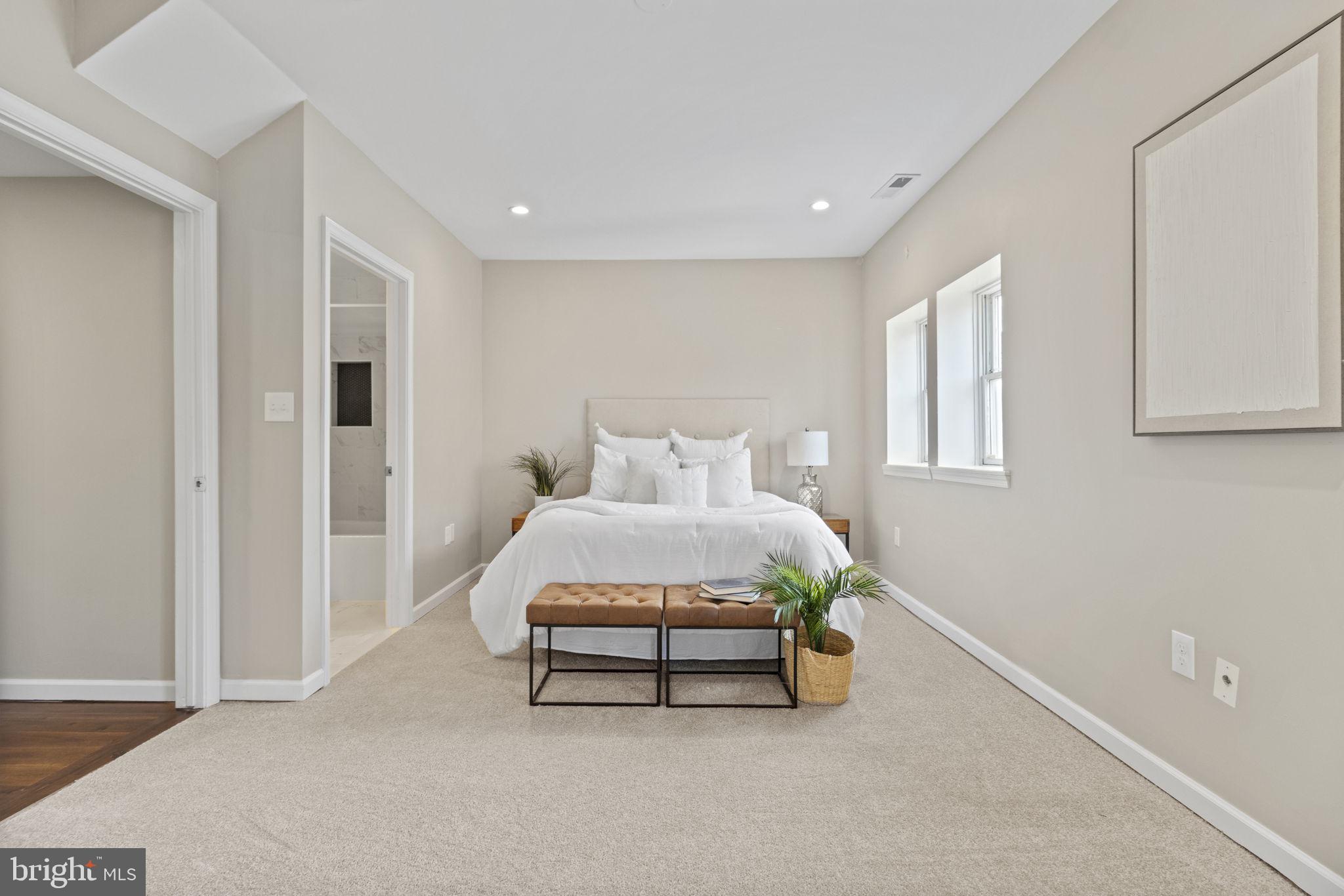 604 North Woodington Road Baltimore, MD 21229 - Photo 10 of 29 2nd floor primary suite with private deck