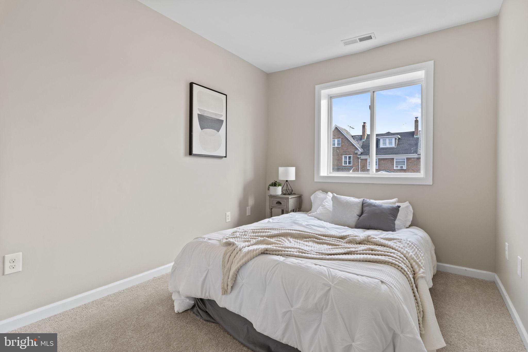 604 North Woodington Road Baltimore, MD 21229 - Photo 18 of 29 2nd Floor Bedroom