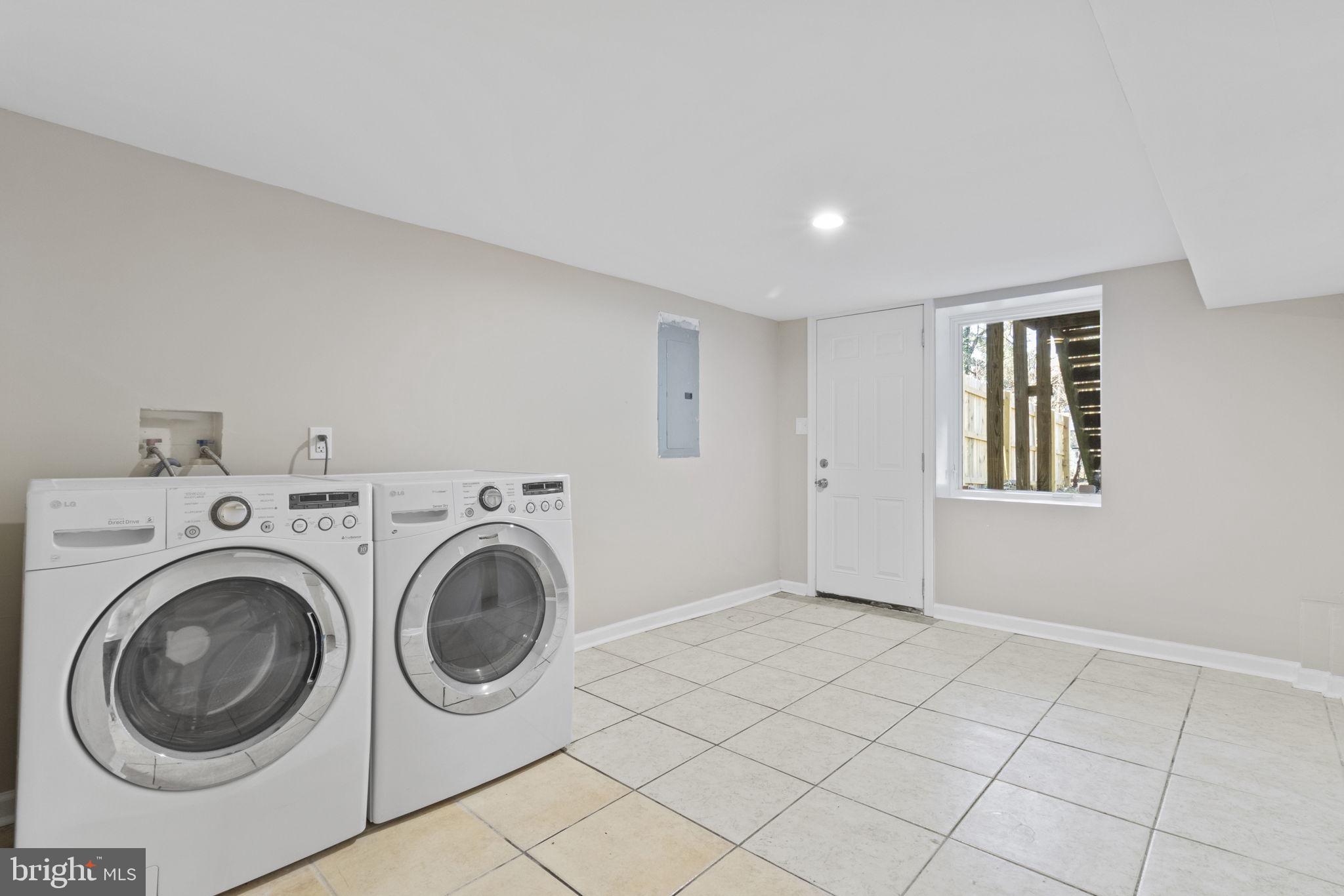 604 North Woodington Road Baltimore, MD 21229 - Photo 22 of 29 Basement laundry area