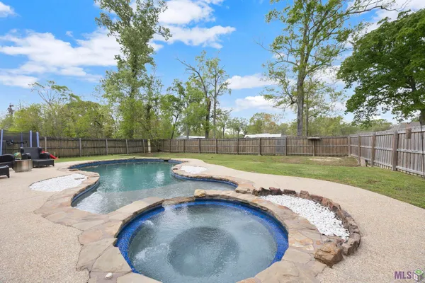 $385,000 | 18241 Old Trail Drive, Prairieville, LA 70769