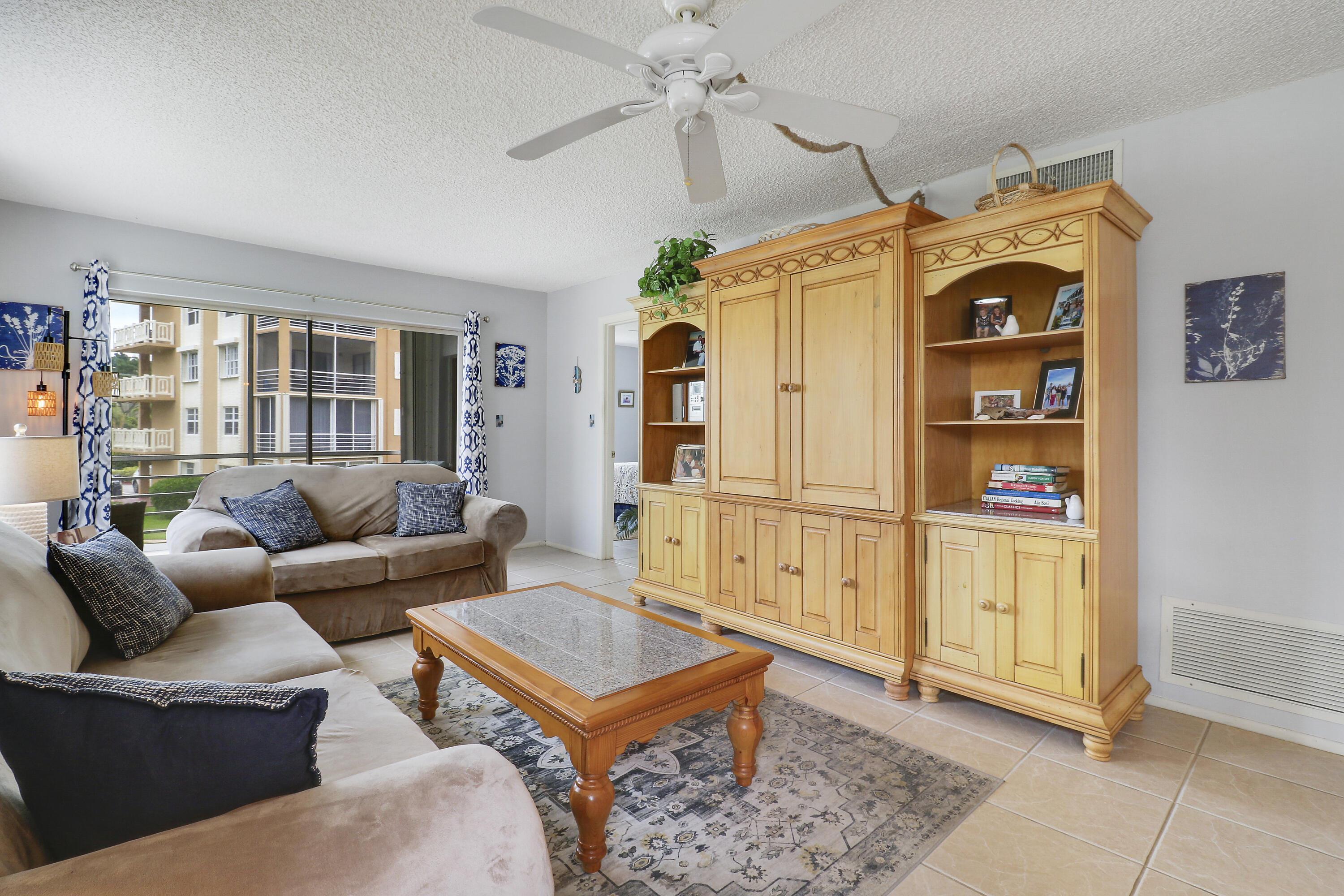 308 Golfview Road, Unit 201 North Palm Beach, FL 33408 - Photo 9 of 21 House 2-12