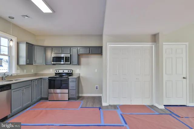 $349,900 | 903 North Graham Street, Allentown, PA 18109