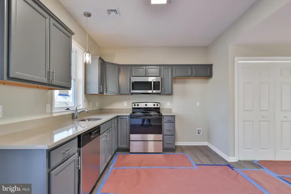 $349,900 | 903 North Graham Street, Allentown, PA 18109