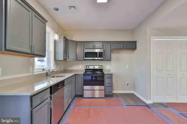 $349,900 | 903 North Graham Street, Allentown, PA 18109