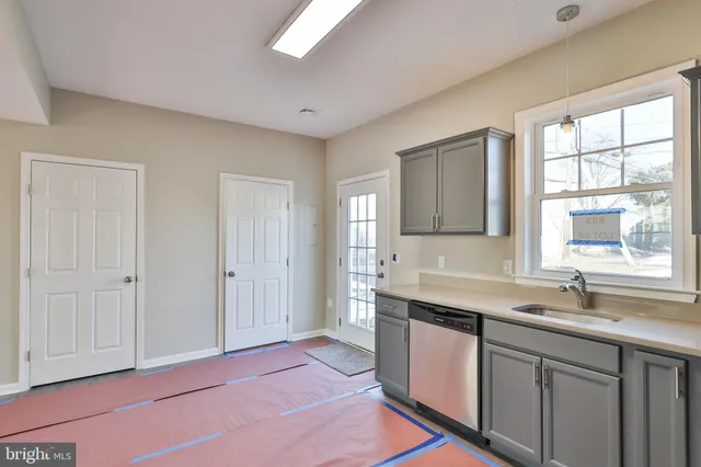 $349,900 | 903 North Graham Street, Allentown, PA 18109