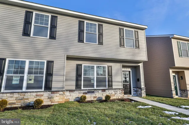 $349,900 | 903 North Graham Street, Allentown, PA 18109