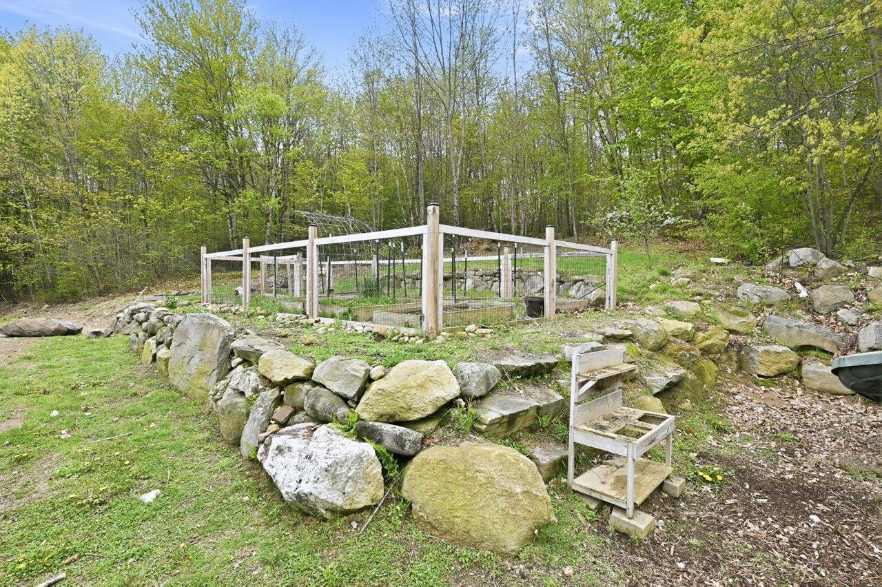 236 Tolend Road Barrington, NH 03825 - Photo 8 of 47 Gallery Image 8