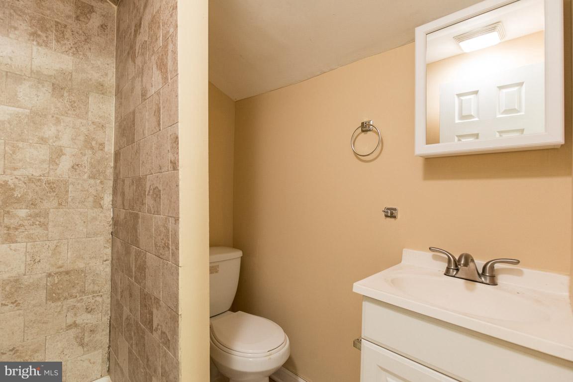7713 Bender Road Landover, MD 20785 - Photo 19 of 26 Bath