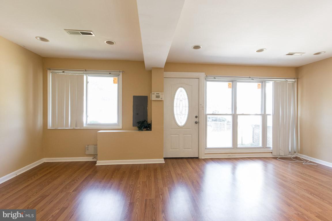 7713 Bender Road Landover, MD 20785 - Photo 5 of 26 Dining Room