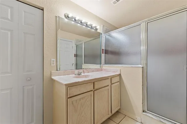 $1,700 | 5039 Sunridge Palms Drive, Unit 204, Tampa, FL 33617