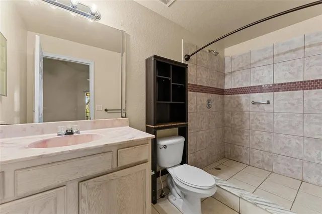 $1,700 | 5039 Sunridge Palms Drive, Unit 204, Tampa, FL 33617