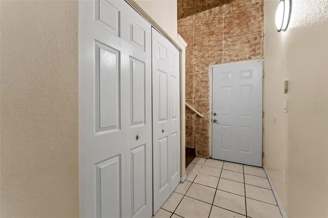 $1,700 | 5039 Sunridge Palms Drive, Unit 204, Tampa, FL 33617