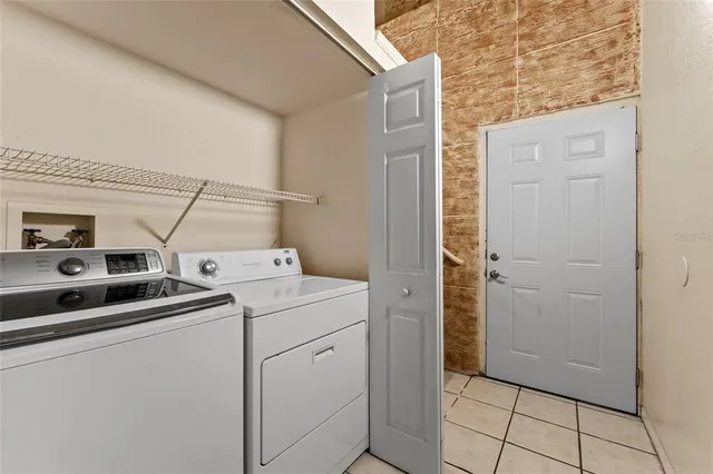 $1,700 | 5039 Sunridge Palms Drive, Unit 204, Tampa, FL 33617