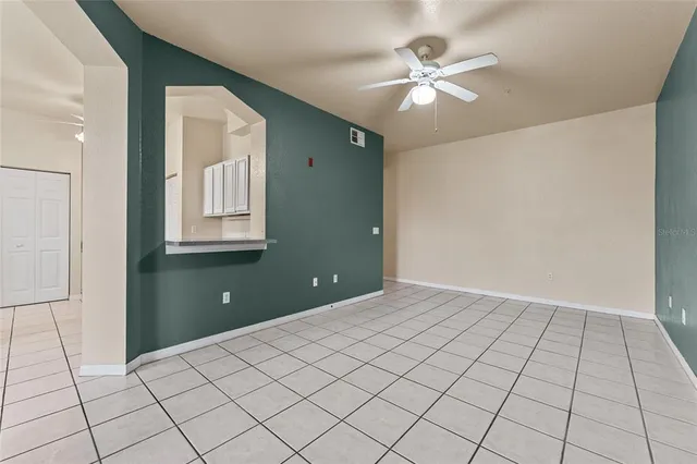 $1,700 | 5039 Sunridge Palms Drive, Unit 204, Tampa, FL 33617