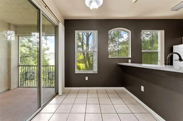 $1,700 | 5039 Sunridge Palms Drive, Unit 204, Tampa, FL 33617