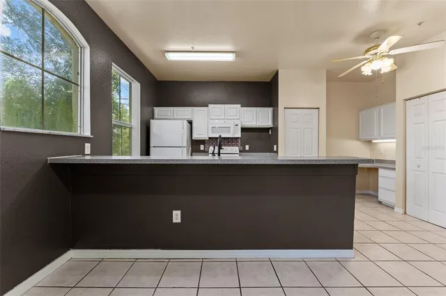 $1,700 | 5039 Sunridge Palms Drive, Unit 204, Tampa, FL 33617