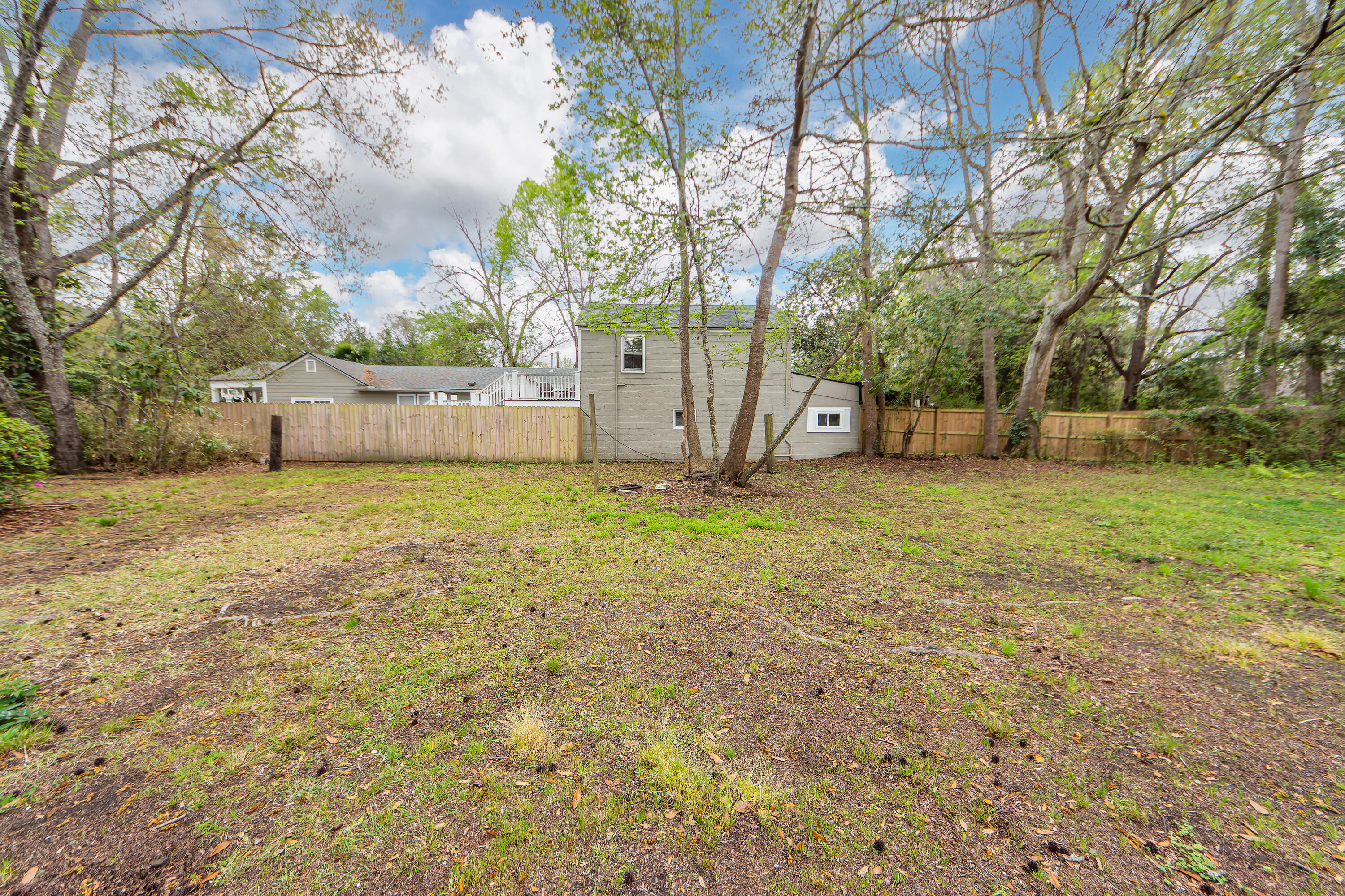249 Woodland Shores Road Charleston, SC 29412 - Photo 22 of 27 31