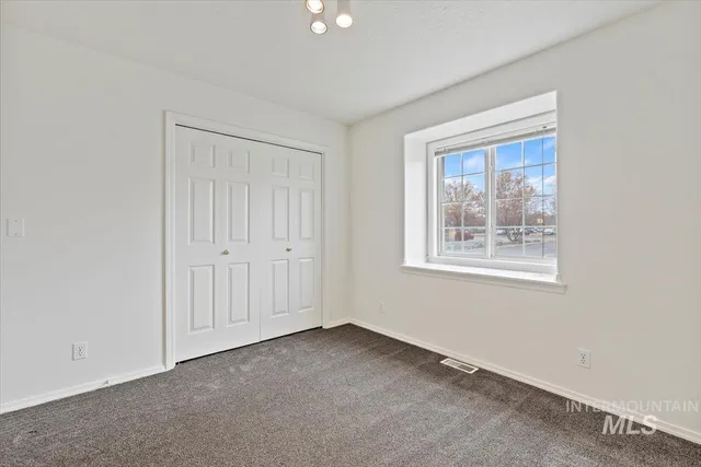 $379,500 | 698 South Malaga Lane, Boise, ID 83709