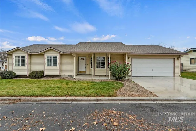 $379,500 | 698 South Malaga Lane, Boise, ID 83709